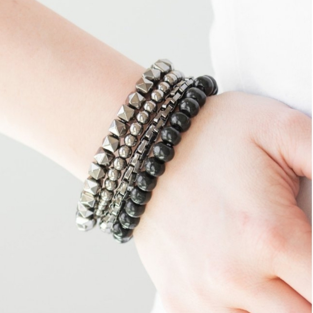 "Retro Rocker" - Set of 4 Metal Stretchy Bracelets